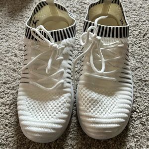 Woman’s danskin shoes